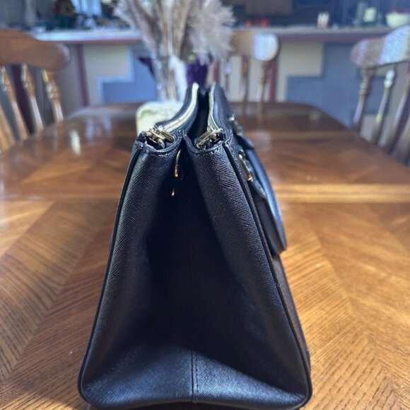 MCM Leather Top Handle Bag - Picture 4 of 12